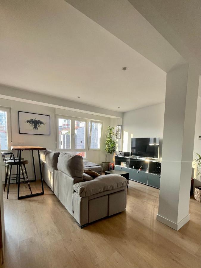Piso De 2 Habitaciones En Centro, Zona Muy Tranquila Con Playa A 2 Min Andando Хіхон Екстер'єр фото